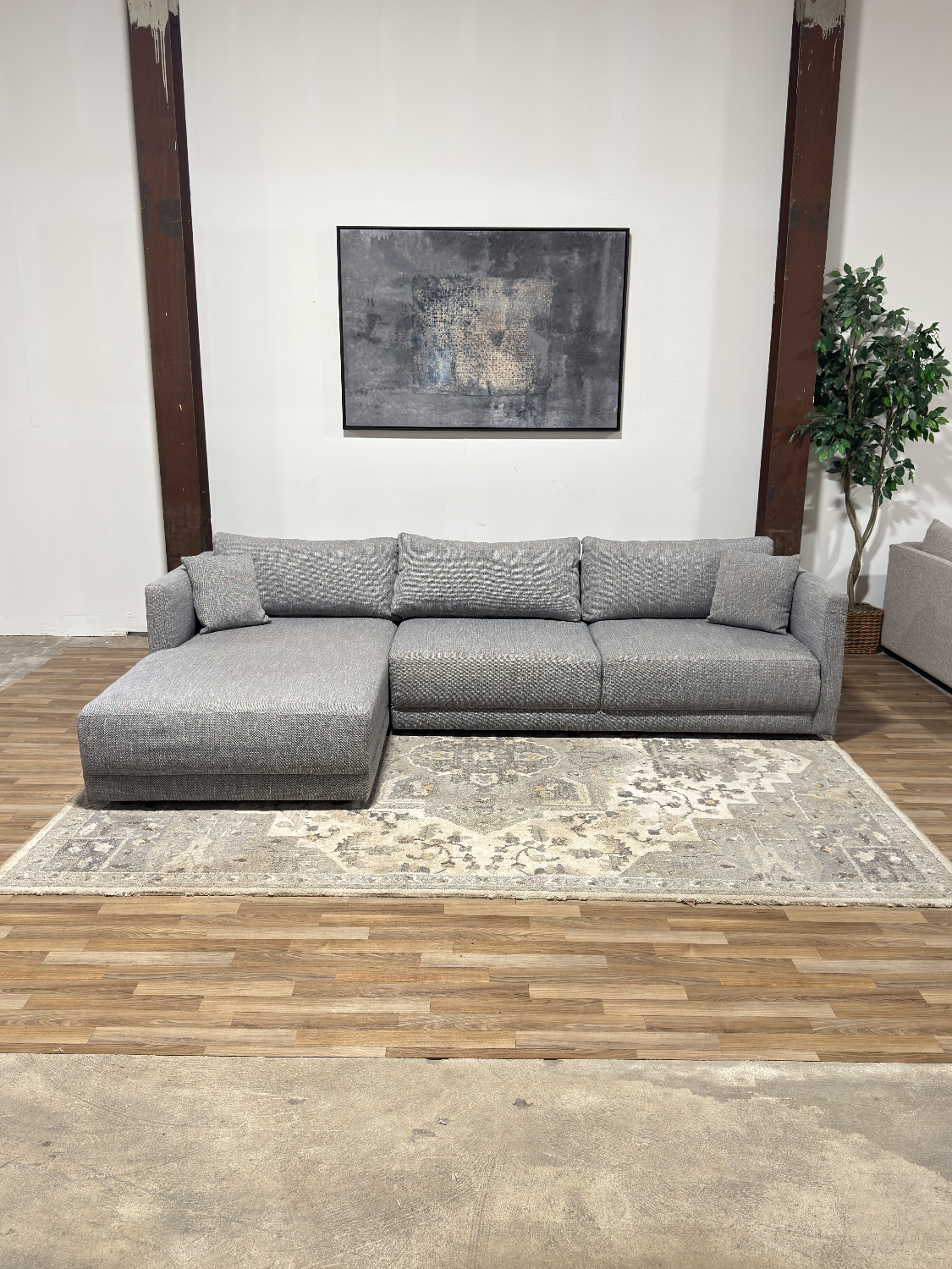 Modern Sectional Sofa π Delivery Available