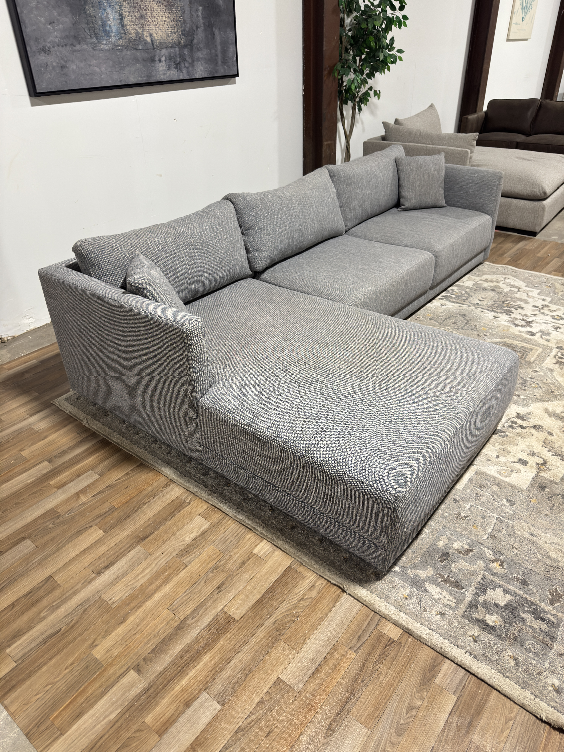 Modern Sectional Sofa π Delivery Available